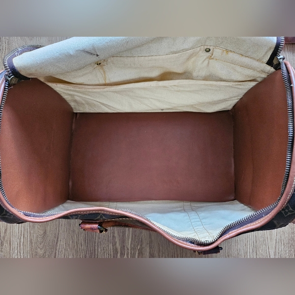 Authentic Louis Vuitton Monogram Sac Chaussures duffle bag - Picture 11 of 17